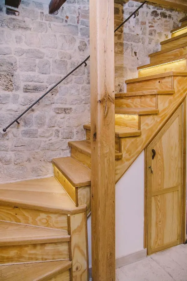 5 Minutes Walk Art Daire Split Hırvatistan
